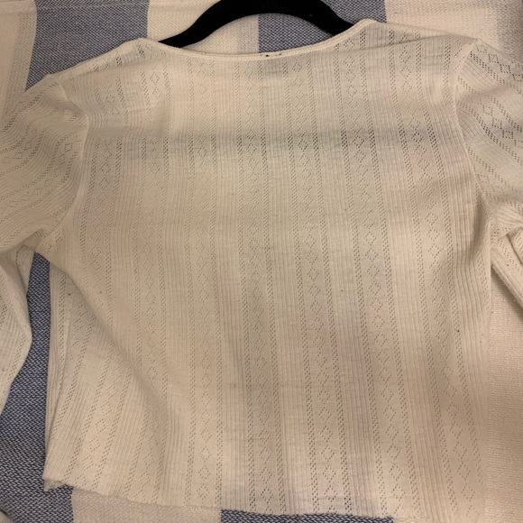 LA hearts white long sleeve cutoff top - Picture 1 of 3